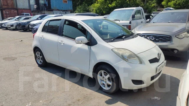 Toyota Vitz. ��������, ��������, 1.0 (71��.�.), ������, 186 300����. �� ����