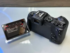 Canon EOS RP Body ����