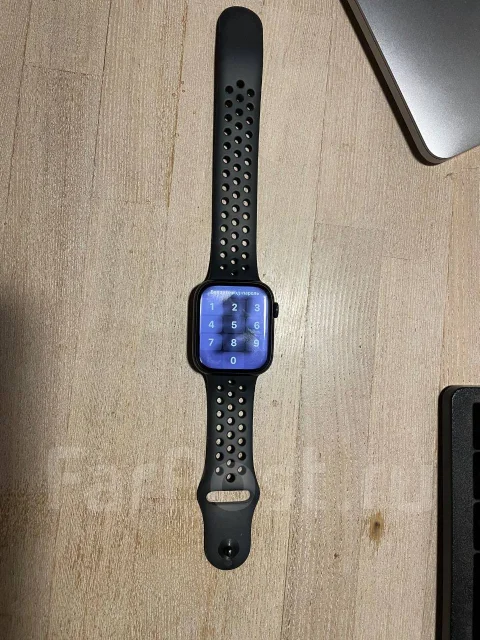 Apple Watch Series 7 Nike. GPS, IP67, IP68 ����