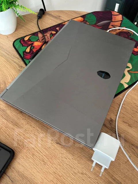 Thunderobot 911 X Wild Hunter G2 Pro. 15.6", 2����, ��� 16 ��, ���� 512���, WiFi: 1, Bluetooth: 1, ����������� �� 5��. ����