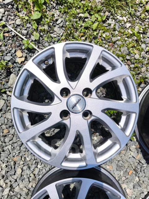 Epsilon. 5.5x15", 4x100, ET43, �� 52���. ����