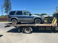 Mazda Tribute. 4F2YU081X1KM17877, AJ ����