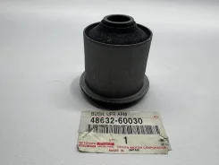 ����������� �������� ������ Toyota Sequoia, Tundra, LX570, LC200 48632-60030 4863260030 4863260030 ����