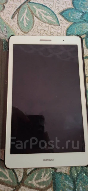 Huawei. ������ �� 8 �� ����