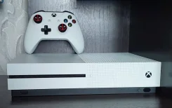 Microsoft Xbox One S ����