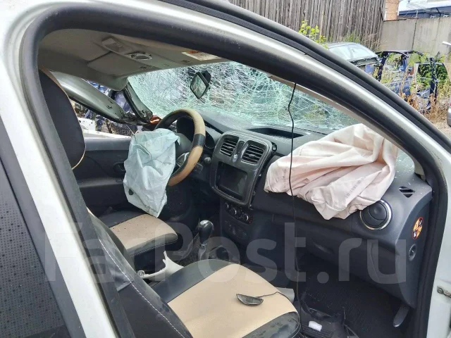 Renault Sandero Stepway. 5S, H4M429 ����