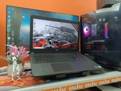 Dell. 15.6", ��� 16 ��, ���� 256���, WiFi: 1, Bluetooth: 1 ����
