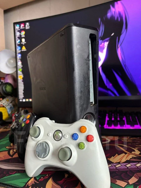 Microsoft Xbox 360 Slim ����