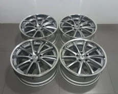 Weds Kranze Vishunu. 8.5x19", 5x114.3, ET38, �� 72,5���. ����