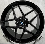 BMW. 8.5/9.5x19", 5x120, ET25/39, �� 72,6���. ����
