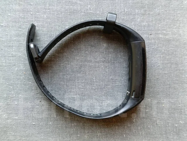Honor Band 5. IP68 ����