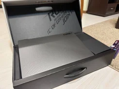 Asus ROG Zephyrus G14 GA401QM. 14", 2,8����, ��� 16 ��, ���� 1 000���, WiFi: 1, Bluetooth: 1, ����������� �� 9��. ����