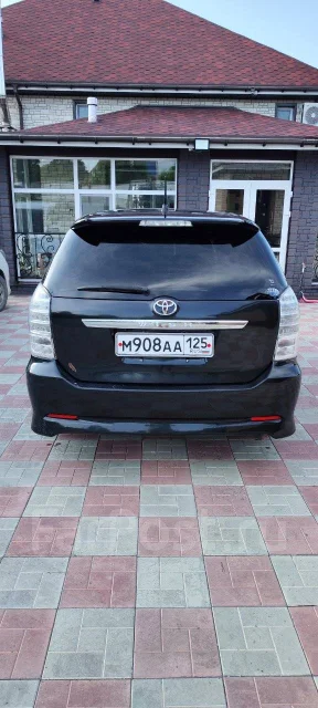 Toyota Wish. �������, ��������, 1.8, ������, 293 000����. �� ����