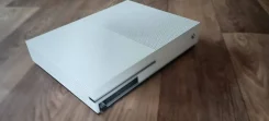 Microsoft Xbox One S ����