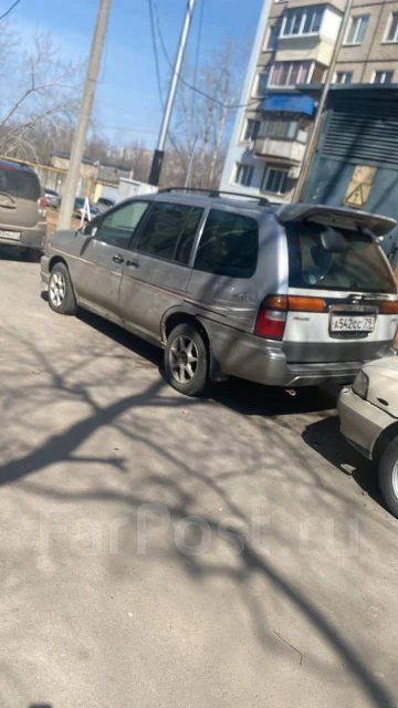 Nissan Prairie. SR20 ����
