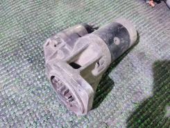 ������� Nissan 233000Y006 ����
