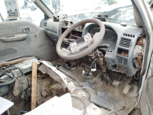 Mazda Bongo. SK22V ����