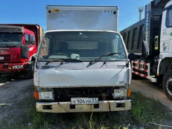 Mitsubishi Fuso Canter ����