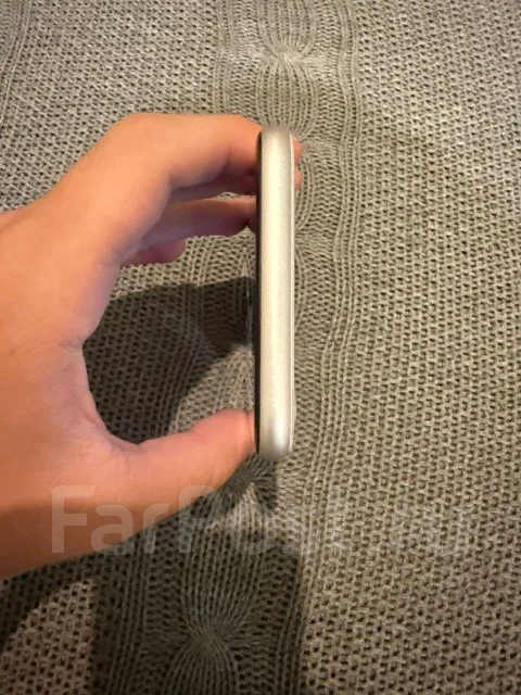 Apple iPhone SE. �/�, 64 ��, ����� ����