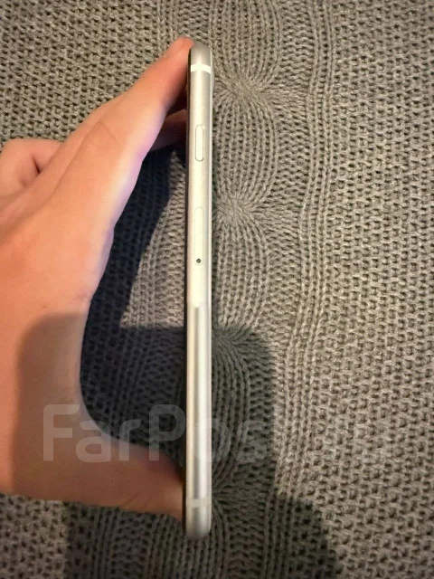 Apple iPhone SE. �/�, 64 ��, ����� ����