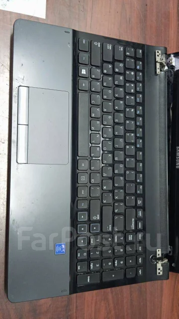 Samsung 305E5Z