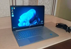 HP 15s. 15.6", ��� 8 ��, ����������� �� 9��. ����