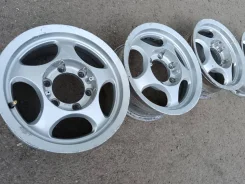 4 Racing. 6.5x15", 6x139.7, ET28, �� 111,6���. ����