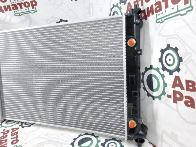�������� Mazda MPV 99-05 � MZ0007 ����