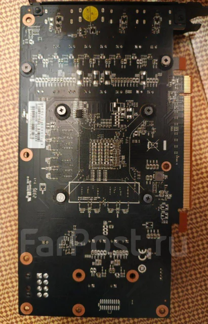Radeon RX 6600 ����