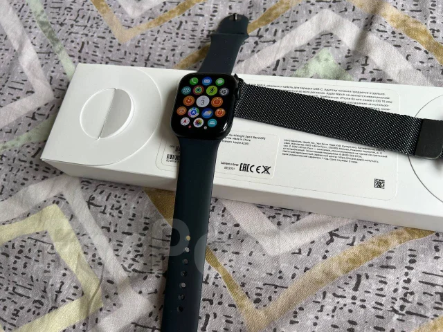 Apple Watch Series 8 ����