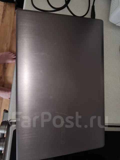Samsung. 17", 2,7����, ��� 8 ��, ���� 1 000���, WiFi: 1, Bluetooth: 1, ����������� �� 2��. ����