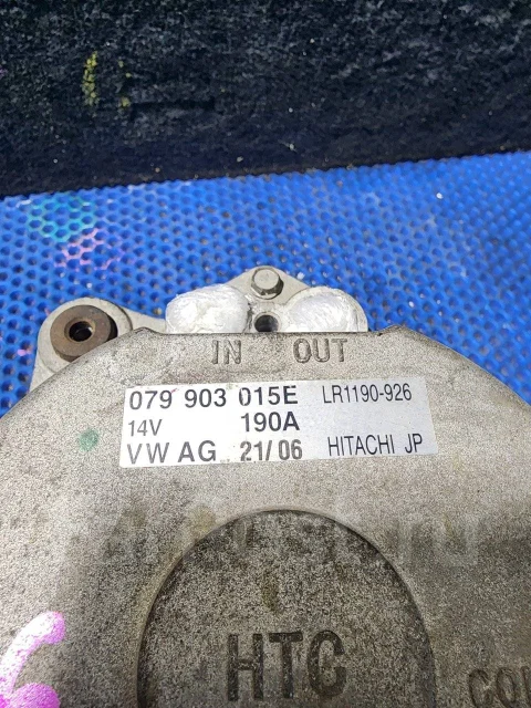 ��������� Audi A6 4.2 BVJ 079903015E ����