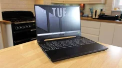 Asus. 15.6", 3,8����, ��� 16 ��, ���� 1 000���, WiFi: 1, Bluetooth: 1, ����������� �� 12��. ��� ����� �� ���������� ����