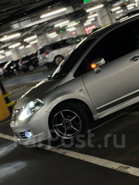 Nissan Tiida. �������, 4wd, 1.5 (109��.�.), ������, 225 000����. �� ����