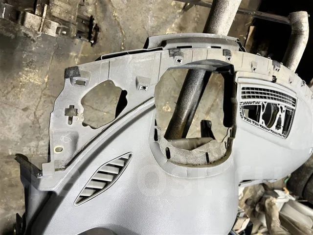 ������� Audi A6 C7 4G1857001AEF1 ����