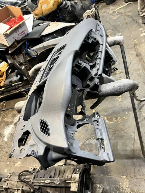 ������� Audi A6 C7 4G1857001AEF1 ����