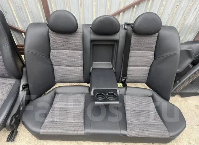 ������� Mercedes 203 ����