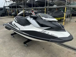 BRP Sea-Doo RXP. 2016 ��� ����