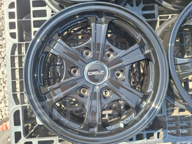 AVS Model F7. 6.0x15", 6x139.7, ET33, �� 106���. ����