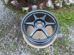 Buddy Club P1. 8.0x17", 5x114.3, ET35 ����