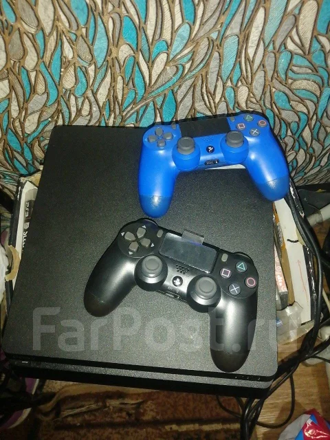 Sony PlayStation 4 ����