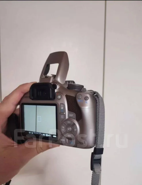 Canon EOS 1300D Kit ����