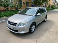 Toyota Corolla Fielder. ��� �������� ����