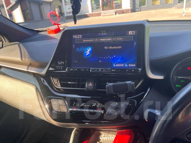 Toyota C-HR. ��������, ��������, 1.8 (98��.�.), ������, 82 390����. �� ����