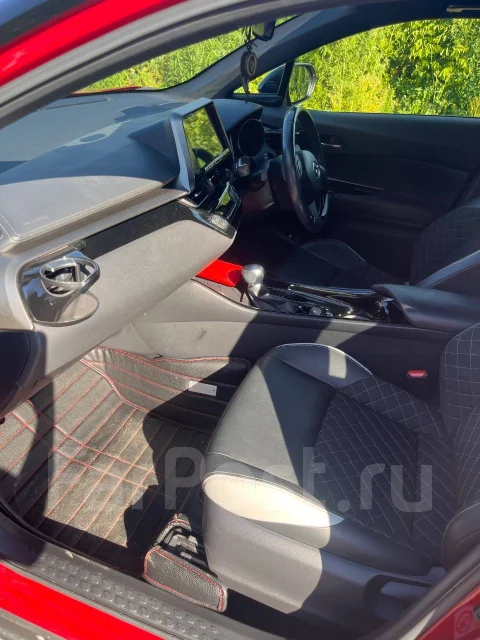 Toyota C-HR. ��������, ��������, 1.8 (98��.�.), ������, 82 390����. �� ����