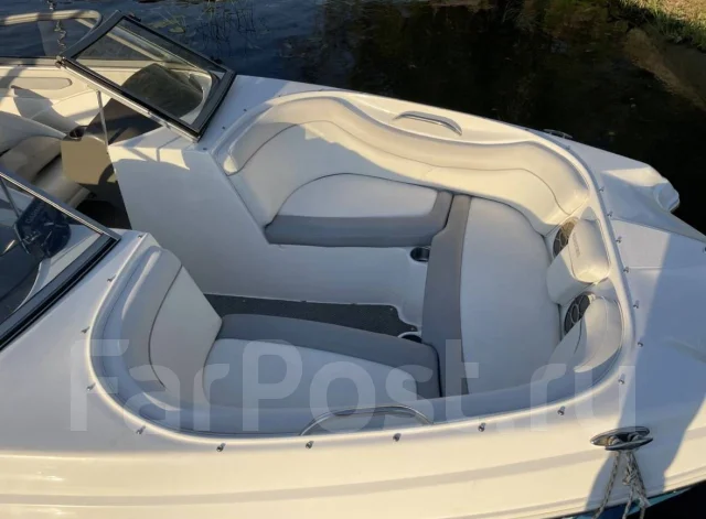 Rinker. 2014 ���, ����� 6,4��., ��������� ������������, 260��.�., ������ ����