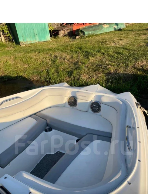 Rinker. 2014 ���, ����� 6,4��., ��������� ������������, 260��.�., ������ ����