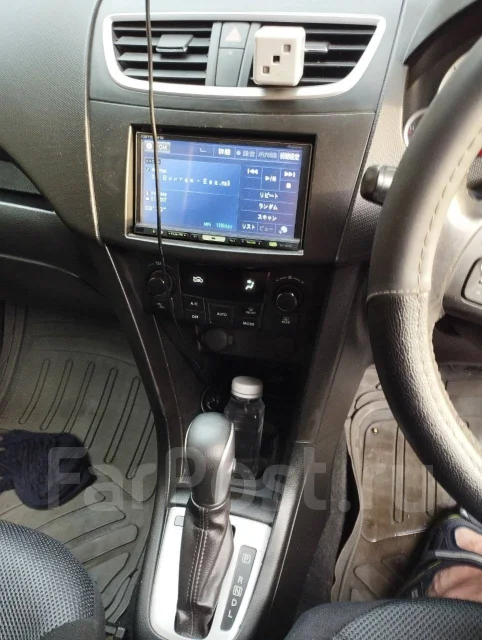 Suzuki Swift. ��������, 4wd, 1.0 (91��.�.), ������, 111 000����. �� ����