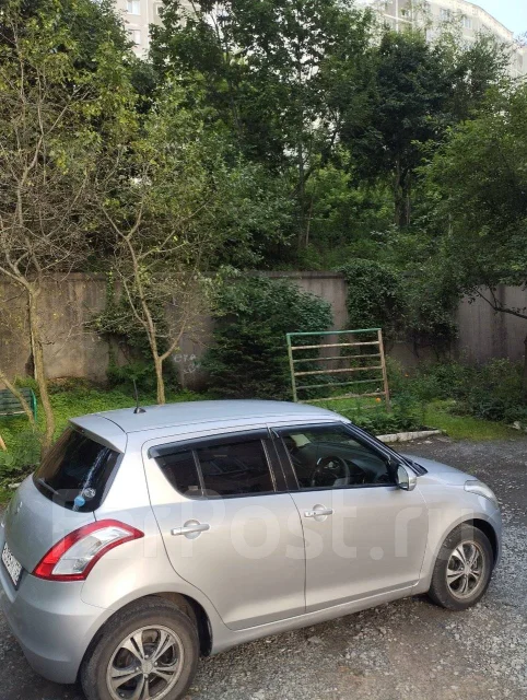Suzuki Swift. ��������, 4wd, 1.0 (91��.�.), ������, 111 000����. �� ����