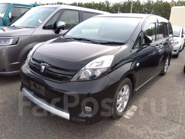 Toyota Isis. ��������, ��������, 1.8 (144��.�.), ������, 150 000����. �� ����